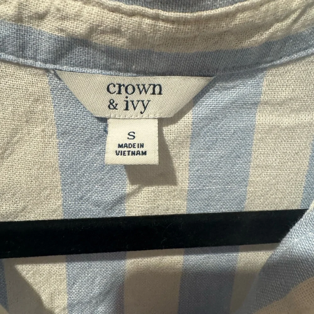 Crown & Ivy Light Blue and White Midi Dress - Picture 3 of 3